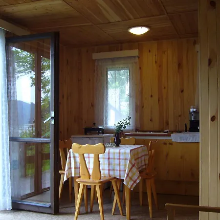 Chatova Osada Trhovky Lodge *